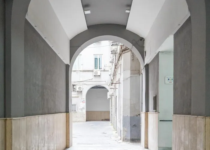 Roem At The Station 3* Napoli