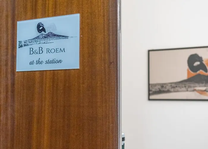 Roem At The Station Bed & Breakfast 3*