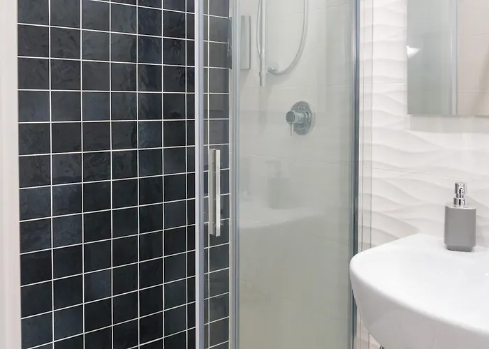 Bed & Breakfast Roem At The Station 3*